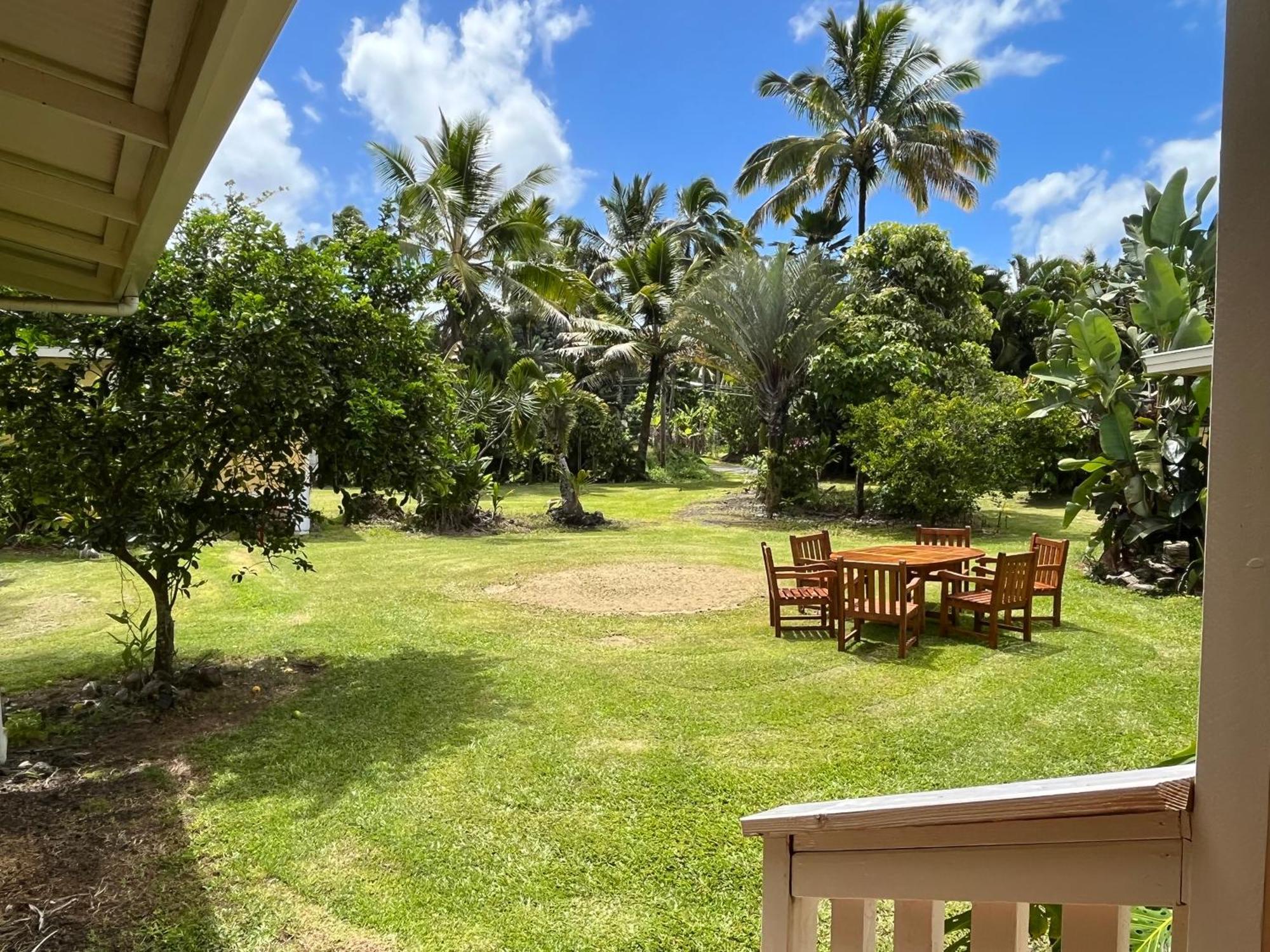 Aaron'S Cottage Hilo Exterior photo
